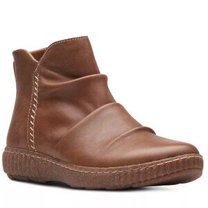 Clarks womens Caroline Rae Tan Leather Ankle Boot 5.5